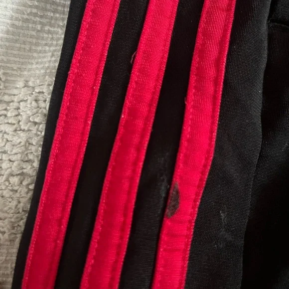 Women’s pink and black adidas track suit both are size medium view all pictures! - Picture 8 of 8
